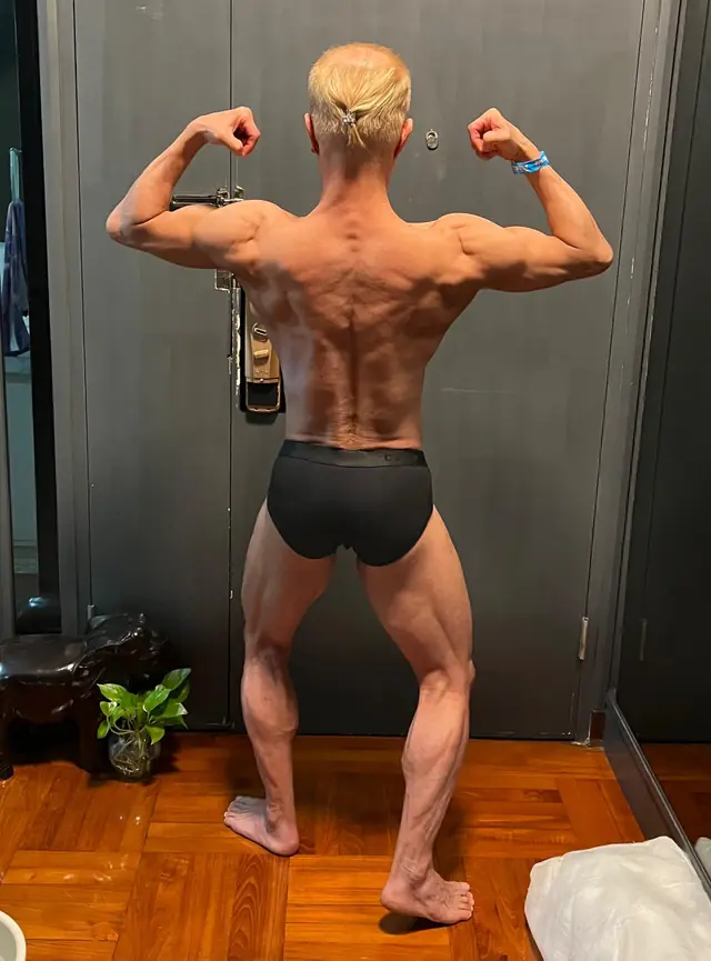 Muscle Is Medicine: Why Building Muscle Is the Secret to Ageing Well